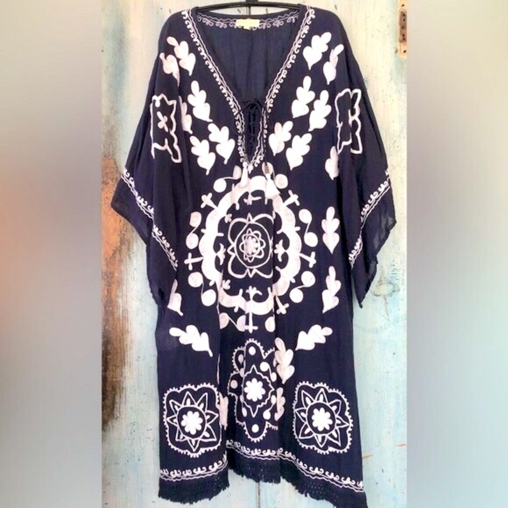 Very boho Ruby YaYa navy & white beach dress/cover up with braided embroidery - Picture 2 of 16